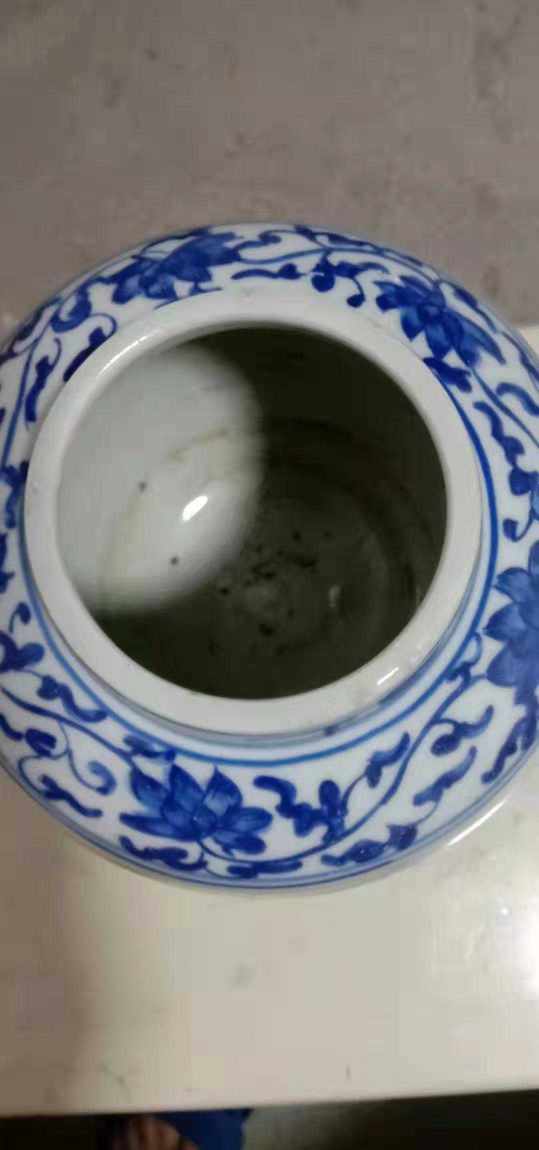 精品推荐—缠枝莲青花罐