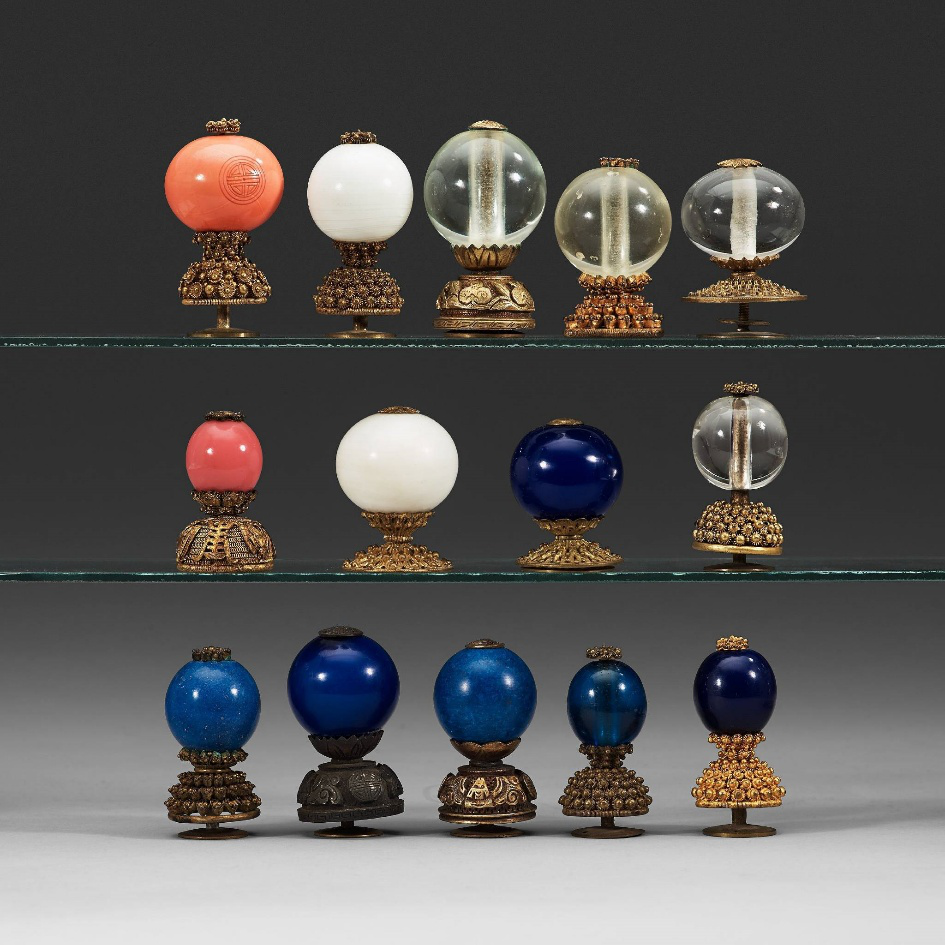 官​帽上的宝石，细数清朝官员官帽上的顶珠