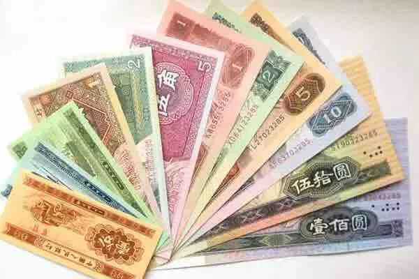 初玩纸币！请问：二冠三冠四冠是什么意思？