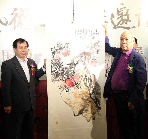 鲍国增新作亮相河南博物院