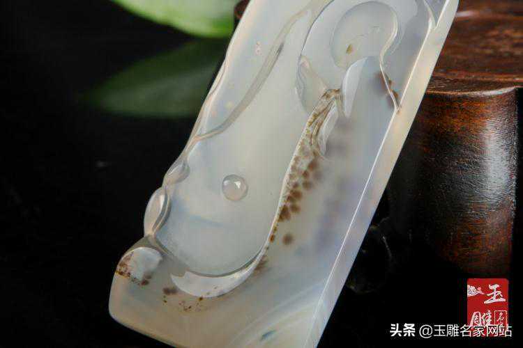 天然玛瑙的价格是多少？天然玛瑙的价格多少钱一克？