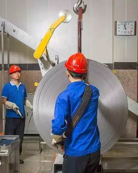 罕见，硬币制造的全过程！这种寂寞你耐得住吗