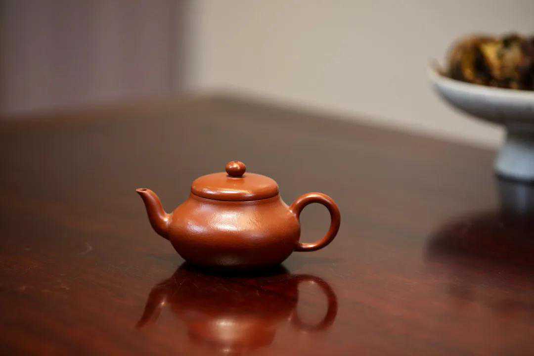 紫砂器型一一君德壶