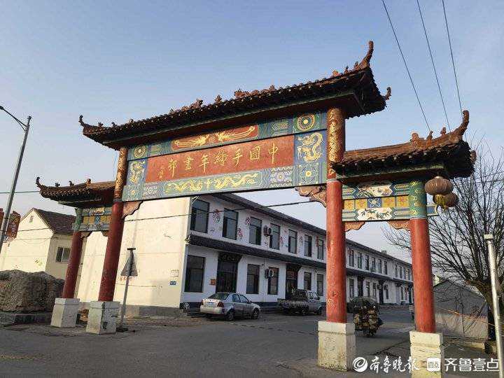 新春走基层|手绘年画村，业余爱好成特色产业