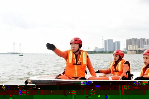 李胜利：风霜不改英雄本色，水火淬炼赤子之心