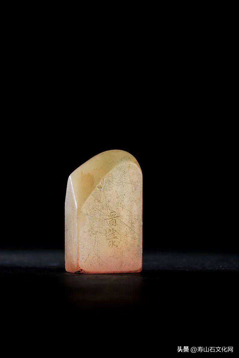一方佳石，镌刻风雅