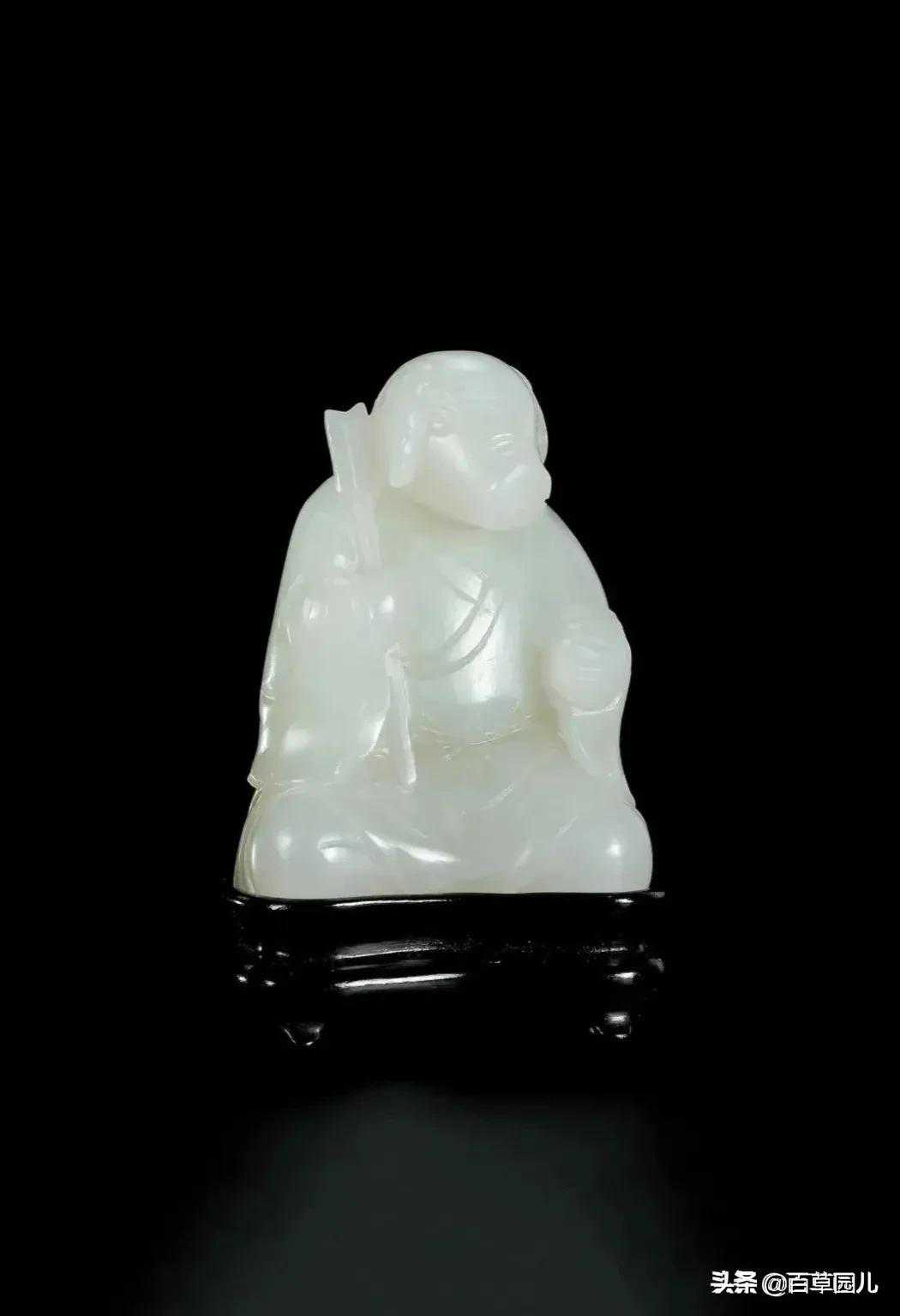 一只白玉兔5.7万！一只玉猪神17万！动物造型玉器北京最新成交