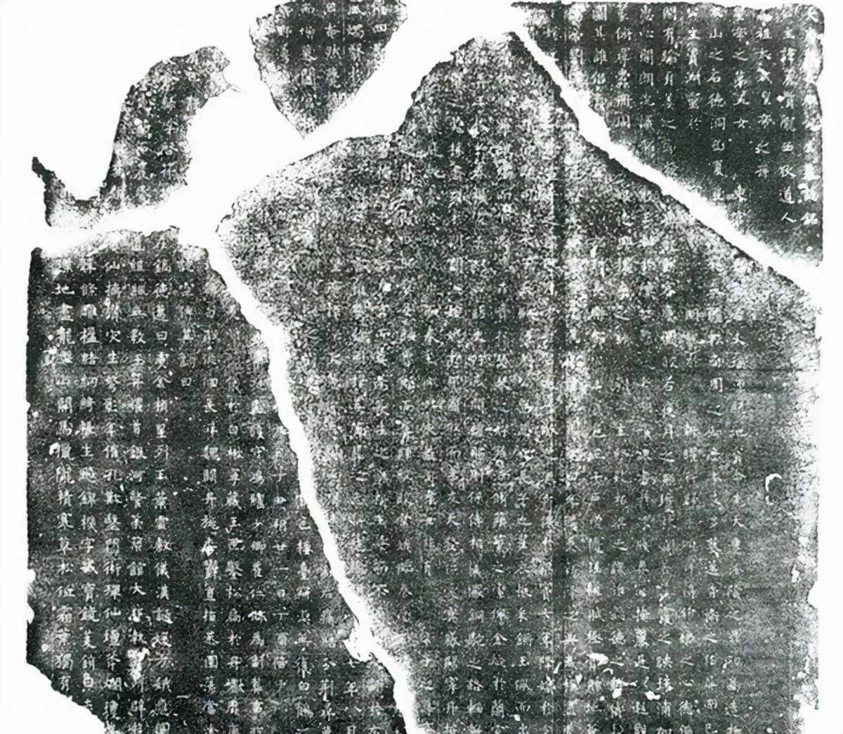 1986年，陕西挖出唐代公主墓，考古学家察觉出盗墓贼无耻行为