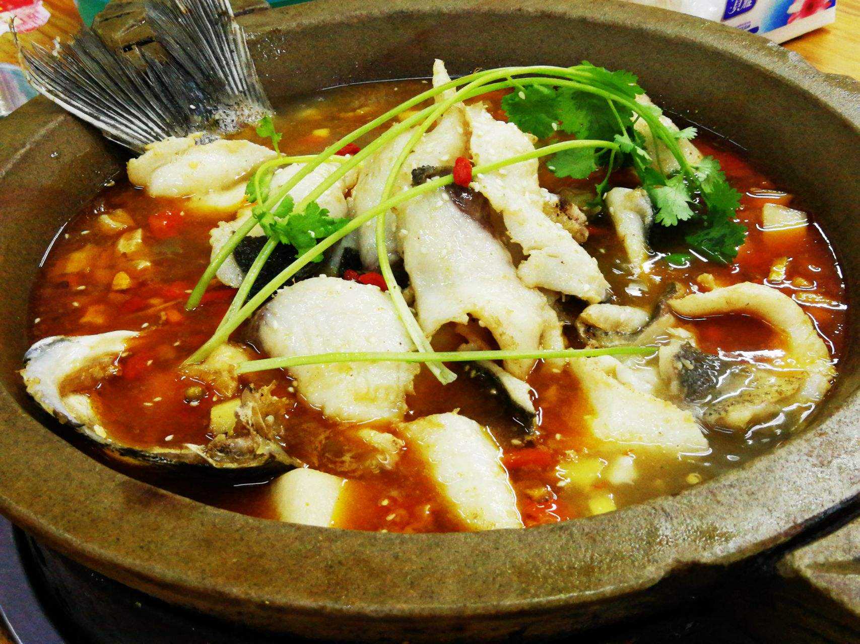 川湘石锅鱼的制作工艺及配方大公开，值得收藏