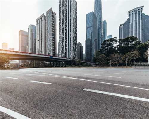 浅降彩瓷（14）:汪章款人物瓷板画《观花图》