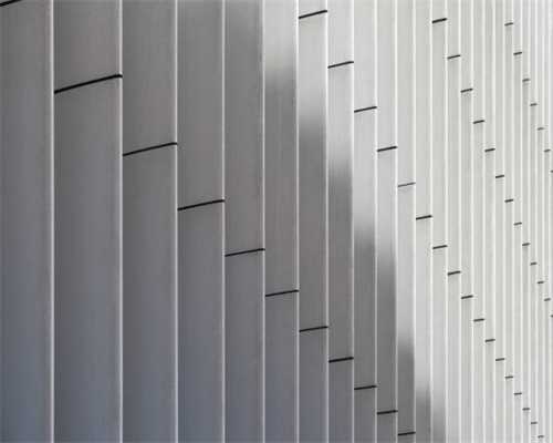 每周都去给领导同志家里送菜，送成副部他自己也惊讶